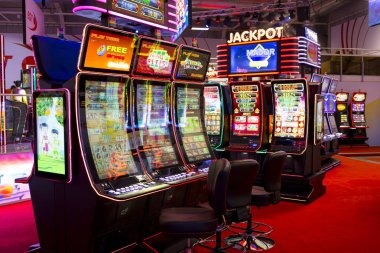 luxtogel mobile live dealer and game menu interface